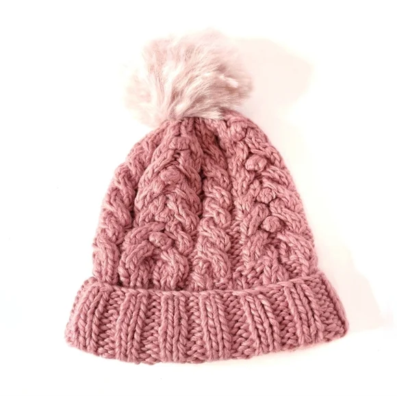 KYI KYI Faux Fur Pom Pom Beanie NWT - Picture 3 of 7